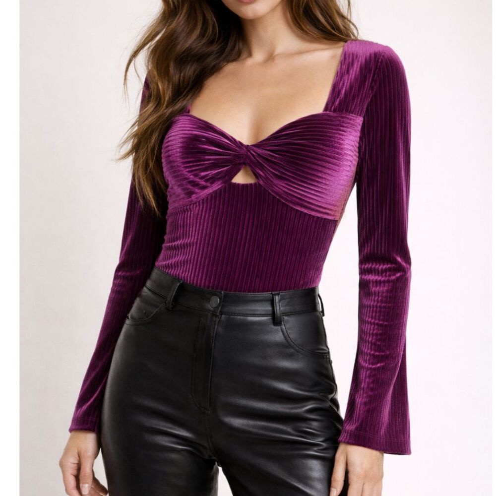 Wildfox Long Sleeve Velvet Ribbed Twist Front Top Purple Size Small